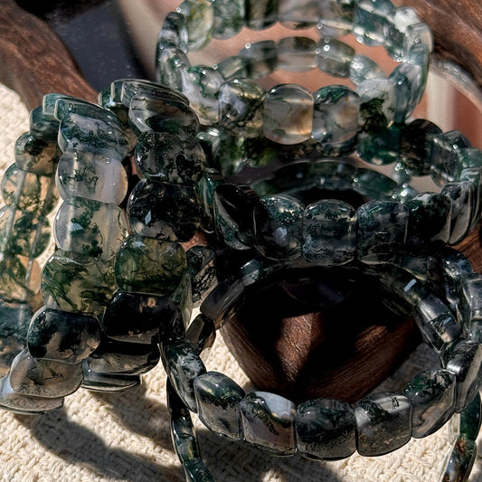 Moss Agate Soft Bangle (Flat Oval Shape)