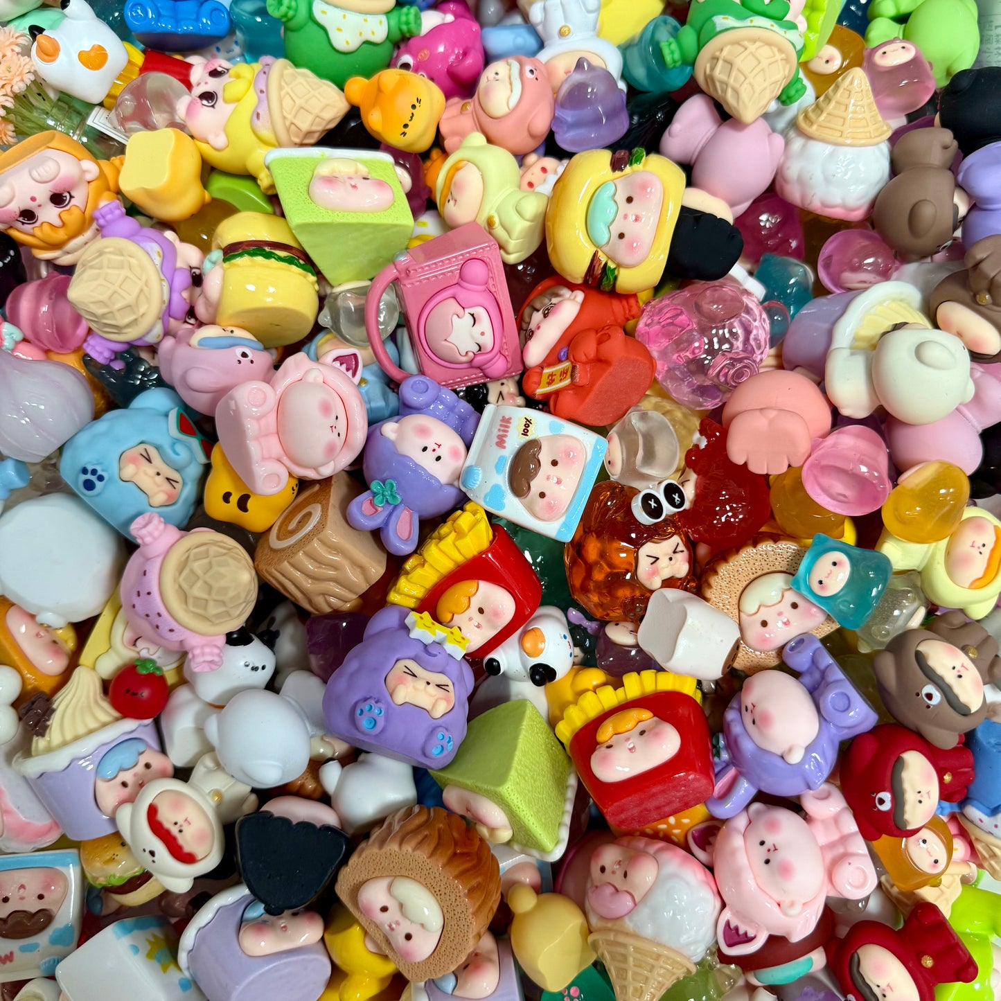 Mix Carvings Blind Bags (OPEN IN LIVE)